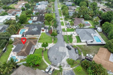 Casa en venta en Plantation, Florida, 4 dormitorios, 158.86 m2 № 1817599 - foto 16