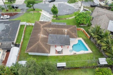 Casa en venta en Plantation, Florida, 4 dormitorios, 158.86 m2 № 1817599 - foto 17