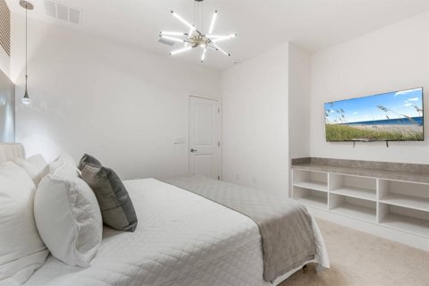 Casa en venta en Orlando, Florida, 10 dormitorios, 385.92 m2 № 2103266 - foto 6
