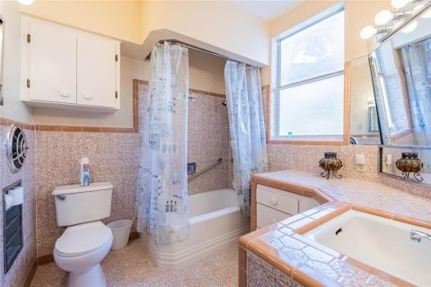 Casa en venta en Lake Wales, Florida, 3 dormitorios, 277.59 m2 № 2212381 - foto 17