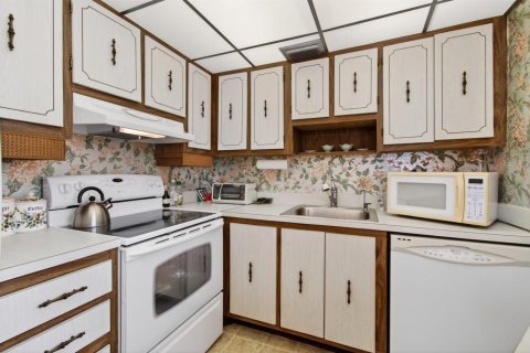 Купить кондоминиум в Делрей-Бич, Флорида 6 комнат, 84.54м2, № 2247069 - фото 7