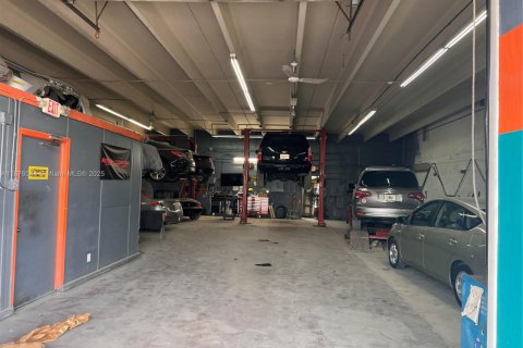 Immobilier commercial à Hollywood, Floride № 1980586