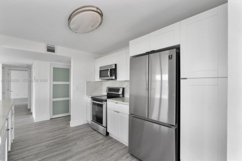 Copropriété à vendre à Hallandale Beach, Floride: 2 chambres, 132.85 m2 № 2172271 - photo 20