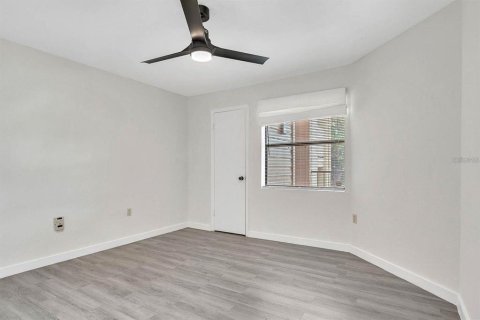 Condo in Kissimmee, Florida, 2 bedrooms  № 2224746 - photo 13