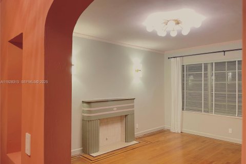 Снять в аренду квартиру в Майами-Бич, Флорида 1 спальня, 50.17м2, № 1987157 - фото 15