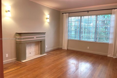 Снять в аренду квартиру в Майами-Бич, Флорида 1 спальня, 50.17м2, № 1987157 - фото 7