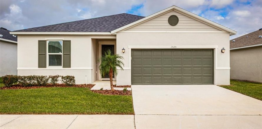 Casa en MATTIE POINTE en Auburndale, Florida 4 dormitorios, 184.78 m2 № 2384352