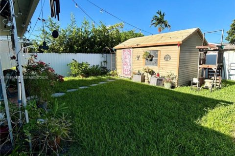 Villa ou maison à vendre à Miami, Floride: 3 chambres, 115.57 m2 № 2004980 - photo 12