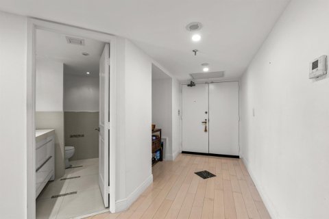 Copropriété à louer à Miami, Floride: 2 chambres, 158.49 m2 № 2153819 - photo 20