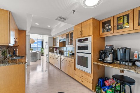 Copropriété à louer à Miami, Floride: 2 chambres, 158.49 m2 № 2153819 - photo 19