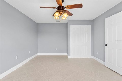 Casa en venta en Spring Hill, Florida, 4 dormitorios, 218.88 m2 № 2387463 - foto 18