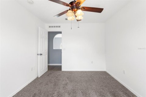 Casa en venta en Spring Hill, Florida, 4 dormitorios, 218.88 m2 № 2387463 - foto 29