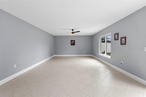 Casa en venta en Spring Hill, Florida, 4 dormitorios, 218.88 m2 № 2387463 - foto 11