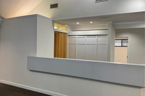 Propiedad comercial en alquiler en Gainesville, Florida, 185.8 m2 № 1917259 - foto 6