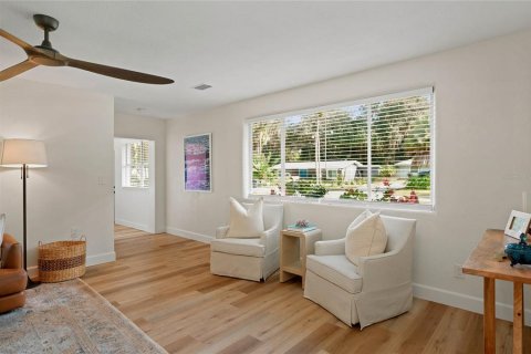 House in New Smyrna Beach, Florida 3 bedrooms, 147.16 sq.m. № 2427295 - photo 19