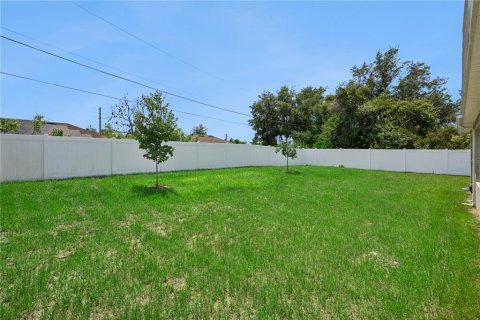 Casa en venta en Deltona, Florida, 4 dormitorios, 170.57 m2 № 2310889 - foto 23
