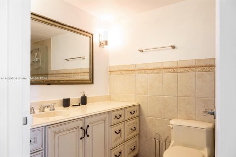 Copropriété à louer à Miami Beach, Floride: 1 chambre, 91.04 m2 № 1943373 - photo 20