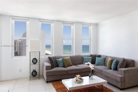 Copropriété à louer à Miami Beach, Floride: 1 chambre, 91.04 m2 № 1943373 - photo 17