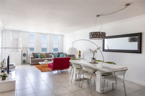 Copropriété à louer à Miami Beach, Floride: 1 chambre, 91.04 m2 № 1943373 - photo 16