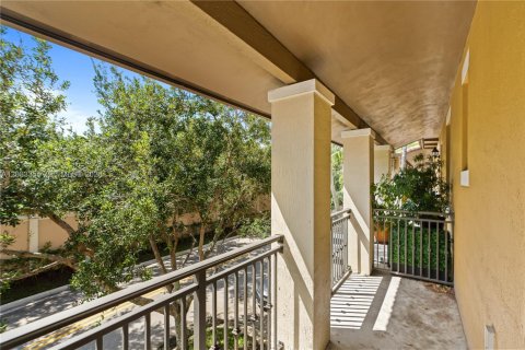 Touwnhouse à louer à Pembroke Pines, Floride: 3 chambres, 154.22 m2 № 2346860 - photo 23