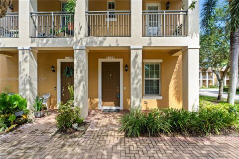 Touwnhouse à Pembroke Pines, Floride 3 chambres, 154.22 m2 № 2346860