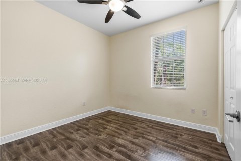 Touwnhouse à louer à Pembroke Pines, Floride: 3 chambres, 154.22 m2 № 2346860 - photo 20