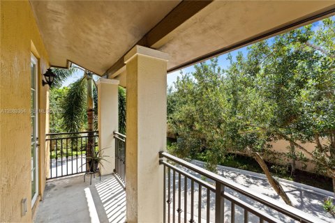 Touwnhouse à louer à Pembroke Pines, Floride: 3 chambres, 154.22 m2 № 2346860 - photo 24