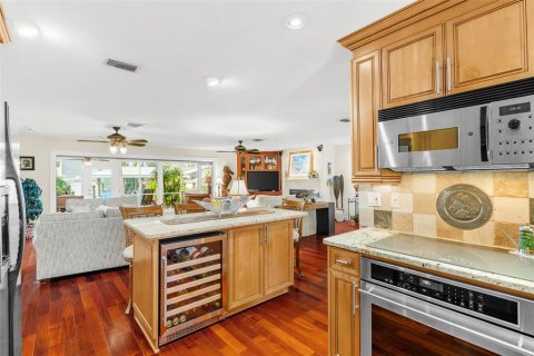 Villa ou maison à vendre à Palmetto, Floride: 3 chambres, 219.99 m2 № 2398663 - photo 15