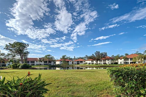 Condo in Englewood, Florida, 2 bedrooms  № 1532154 - photo 5