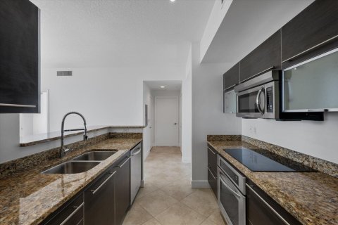 Copropriété à louer à West Palm Beach, Floride: 2 chambres, 104.05 m2 № 2085509 - photo 4