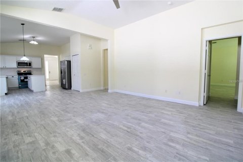 House in Windermere, Florida 3 bedrooms, 173.36 sq.m. № 2217629 - photo 20