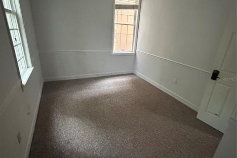 Propiedad comercial en alquiler en Gainesville, Florida, 160.54 m2 № 1918840 - foto 9