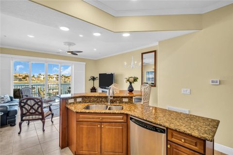 Townhouse in Clearwater, Florida 3 bedrooms, 209.12 sq.m. № 1732437 - photo 9