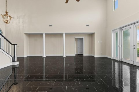 House in Bradenton, Florida 3 bedrooms, 269.79 sq.m. № 1903099 - photo 5