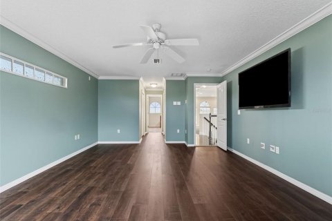 House in Bradenton, Florida 3 bedrooms, 269.79 sq.m. № 1903099 - photo 19