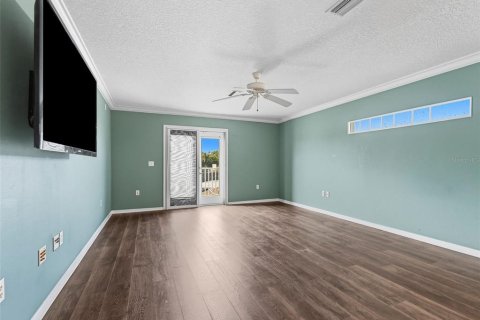 House in Bradenton, Florida 3 bedrooms, 269.79 sq.m. № 1903099 - photo 20
