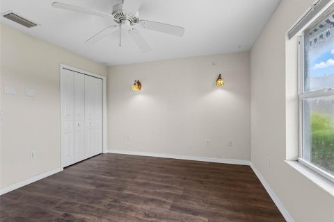 House in Bradenton, Florida 3 bedrooms, 269.79 sq.m. № 1903099 - photo 27