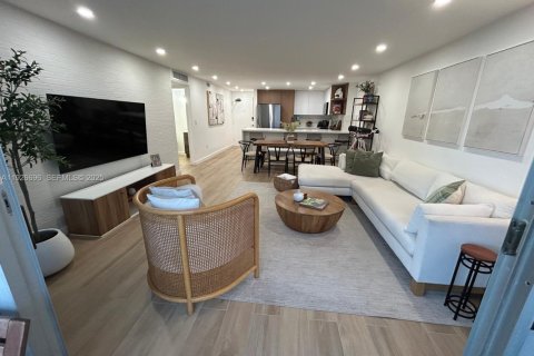 Copropriété à louer à Miami Beach, Floride: 1 chambre, 79.43 m2 № 1986644 - photo 4