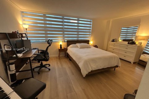 Copropriété à louer à Miami Beach, Floride: 1 chambre, 79.43 m2 № 1986644 - photo 12