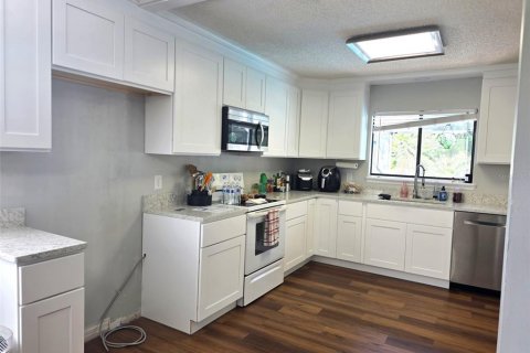 Villa ou maison à vendre à DeLand, Floride: 3 chambres, 149.02 m2 № 2287771 - photo 19
