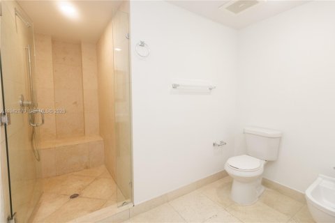 Condo in Miami, Florida, 1 bedroom  № 1999479 - photo 14