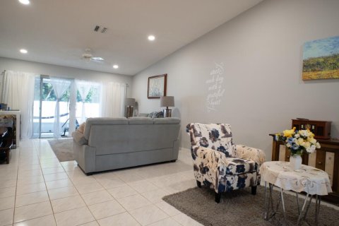 Villa ou maison à vendre à Lake Worth, Floride: 2 chambres, 157.93 m2 № 2190995 - photo 7