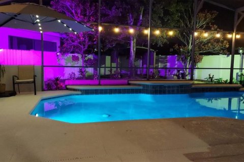 Villa ou maison à louer à Orlando, Floride: 6 chambres, 230.96 m2 № 1813252 - photo 5