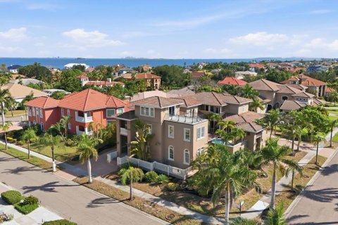 Casa en venta en Apollo Beach, Florida, 5 dormitorios, 662.21 m2 № 2278090 - foto 3