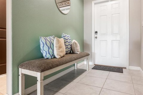 House in FREEDOM CROSSINGS PRESERVE

 in Ocala, Florida 4 bedrooms, 185.8 sq.m. № 1829779 - photo 6