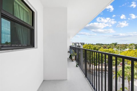 Copropriété à vendre à Fort Lauderdale, Floride: 2 chambres, 83.61 m2 № 2027770 - photo 13