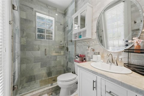 House in Windermere, Florida 3 bedrooms, 215.25 sq.m. № 2403679 - photo 21
