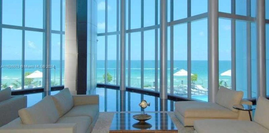 Condo in Sunny Isles Beach, Florida, 4 bedrooms  № 2172702