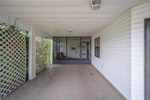 House in Lakeland, Florida 2 bedrooms, 104.33 sq.m. № 2221843 - photo 16