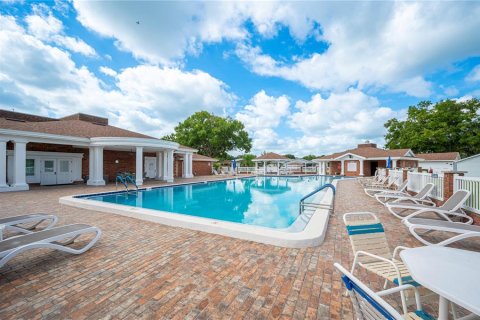 House in Lakeland, Florida 2 bedrooms, 104.33 sq.m. № 2221843 - photo 20